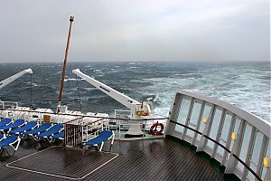 Bay_of_Biscay_from_QE2~0.jpg
